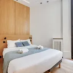 아파트 Cosy 2 Flat - Chic 16th District - Mid-term