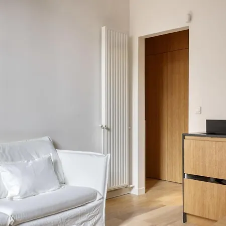 아파트 Cosy 2 Flat - Chic 16th District - Mid-term *